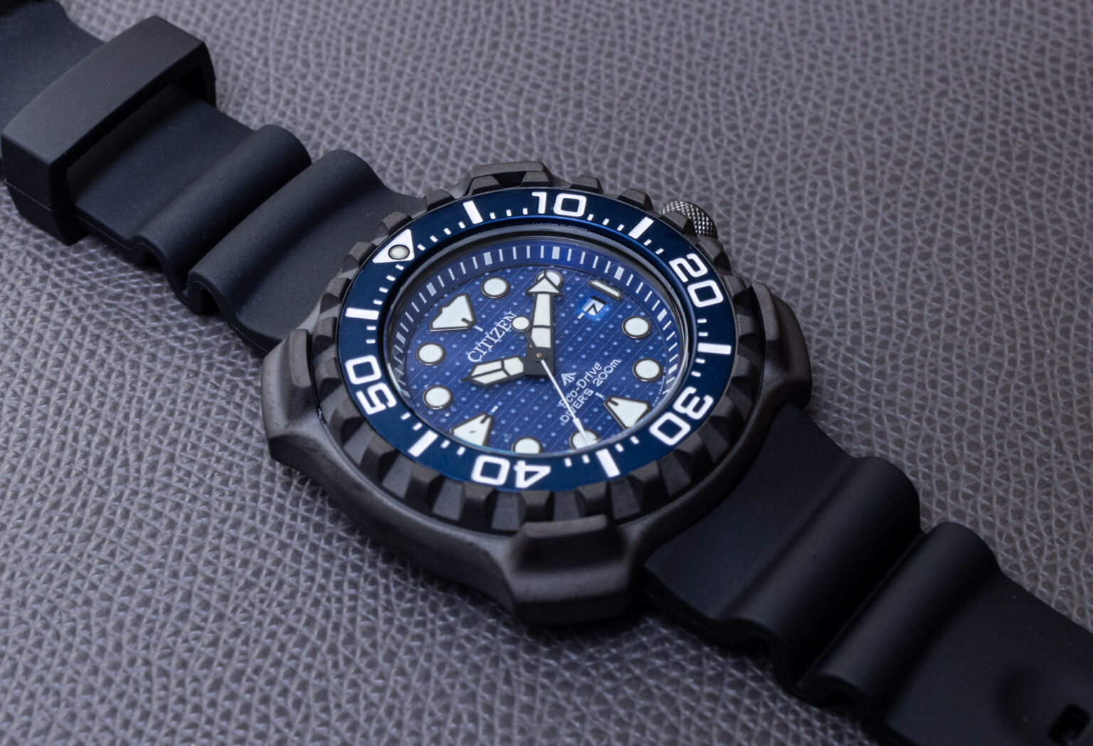 Đồng hồ Eco-Drive Diver 200m phiên bản giới hạn Whale Shark BN0225-04L